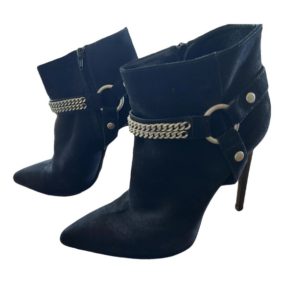 100% authentic Saint Laurent Black Suede Ankle Boots with Chain Detail - Picture 1 of 7